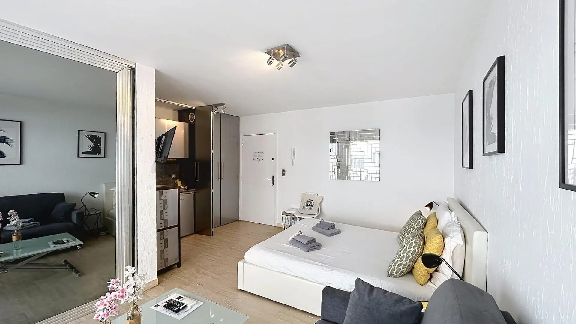 Cannes Modern Studio Balcony In The City Center Close To The Beaches Γαλλία
